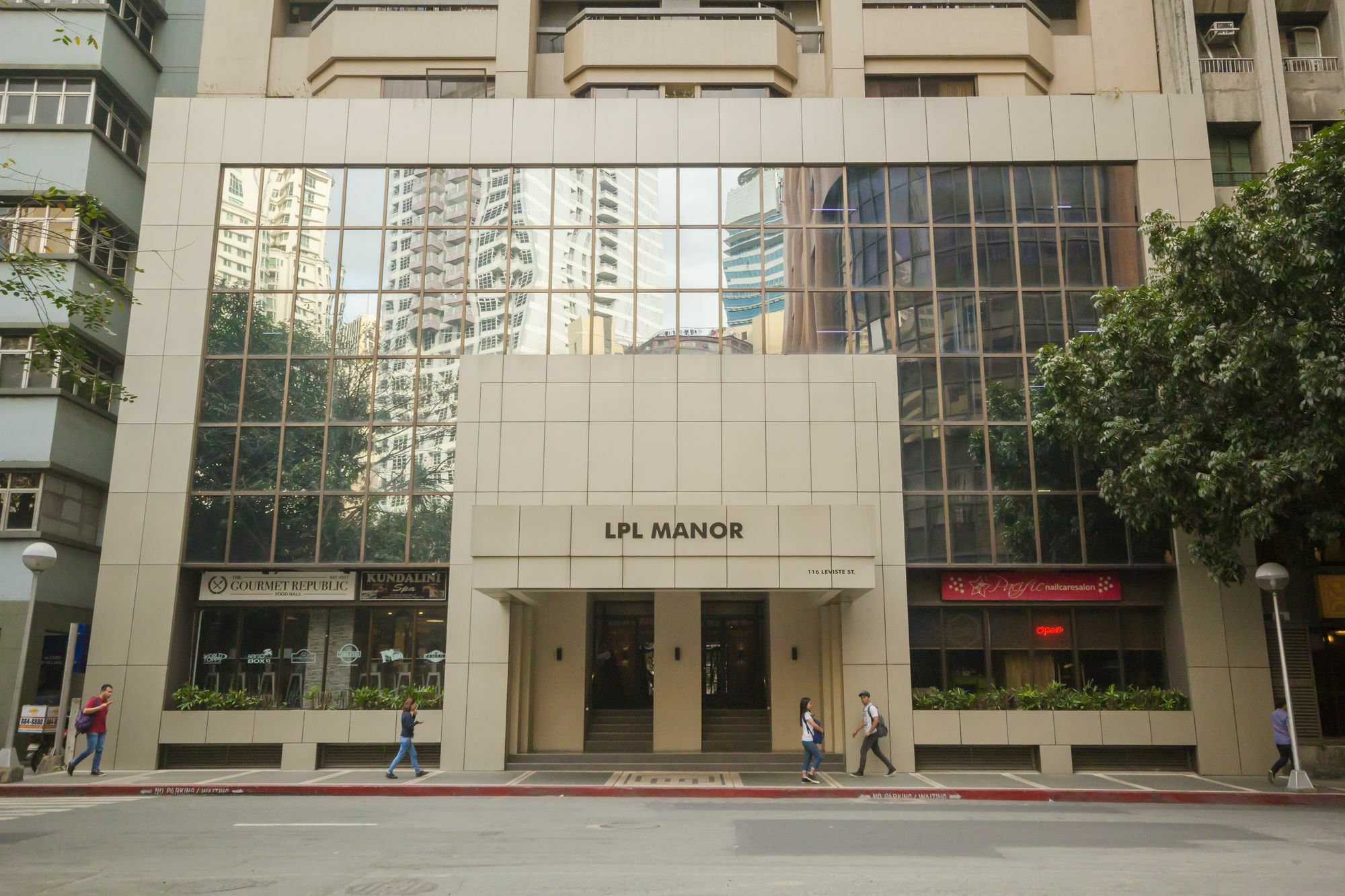 Salcedo Suites San Pedro Makati Exterior foto